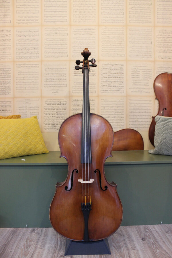 Atelier Robin cello